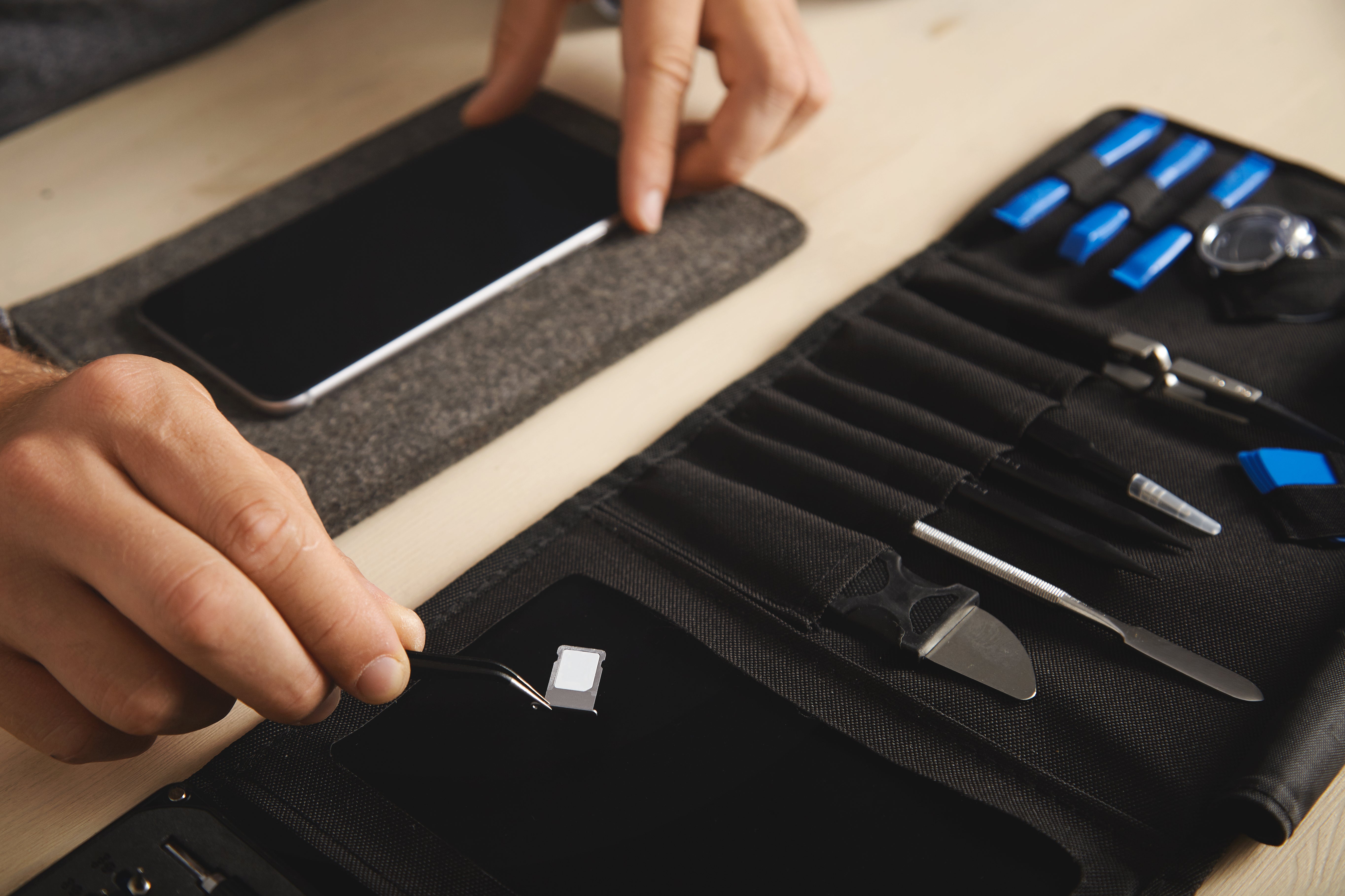 The benefits of using a custom fit screen protector over a pre-cut one ...